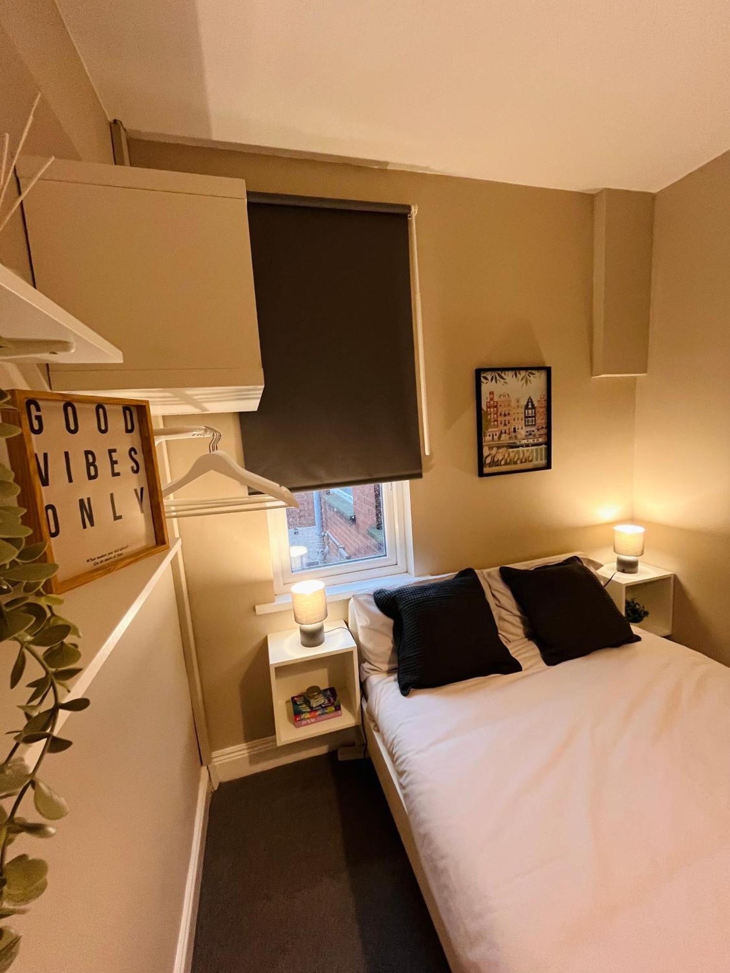 Kings Bridge Townhouse Apartment เบลฟาสต์ ภายนอก รูปภาพ